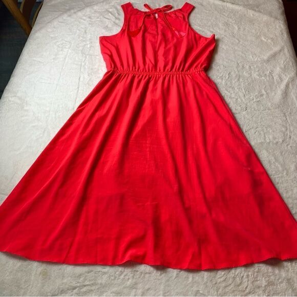 Athleta Martinique Sleeveless Neon Coral Keyhole Back Dress Size Medium - Picture 2 of 13